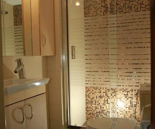 Appartamento Petra Thea 4 *